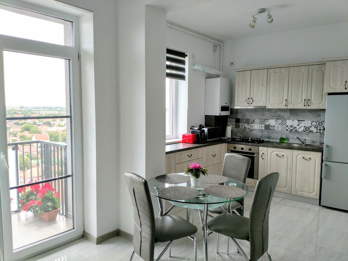 Highsky Oradea Apartments Kültér fotó
