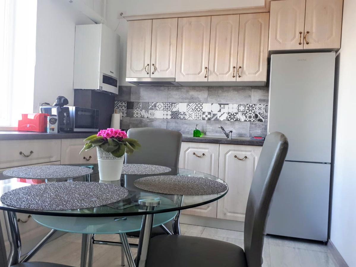 Highsky Oradea Apartments Kültér fotó